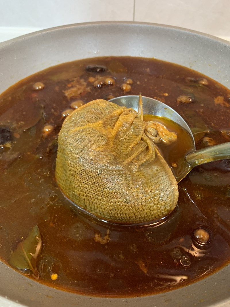 女人知己試用大隊,口碑行銷,部落客行銷,草食研 十三香赤麻辣鍋底包,麻辣鍋,鍋底包,火鍋,素食,蔬食,大哉良食,草食研,Vegan,可以喝湯的麻辣鍋